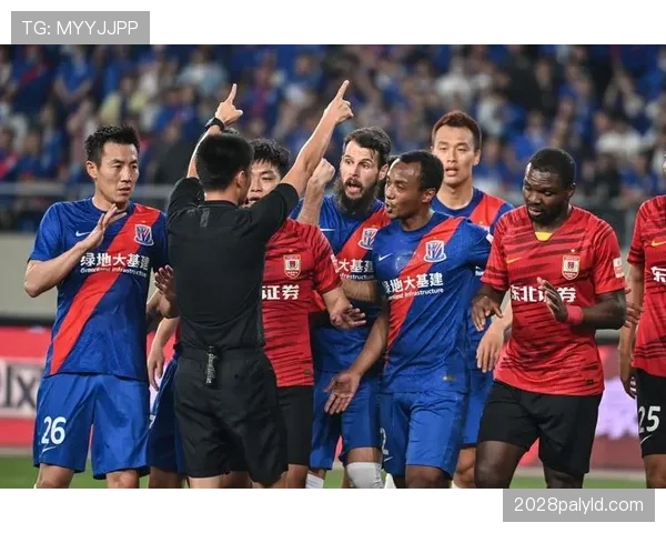 争球规则：肩膀拼抢与犯规判罚界限解析