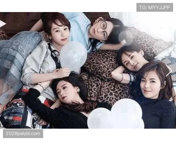 唐佳豪训练完直接啃鸡腿？这自律人设有点扛不住啊